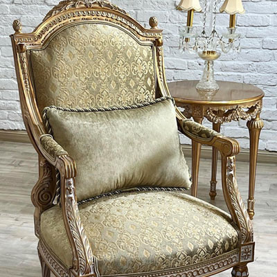 مبل طلایی پتینه