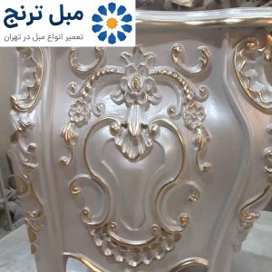 رنگ آمیزی میز چوبی